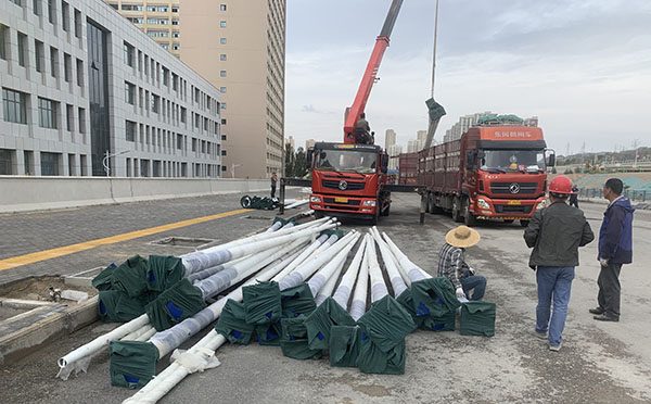 农村乐都太阳能路灯安装全解析：庭院乐都太阳能路灯施工指南