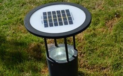 别墅庭院氛围营造：乐都草坪灯选型与布光技巧