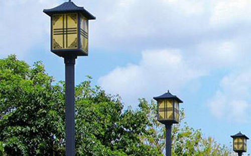 乐都庭院灯安装间距与布灯设计全解析